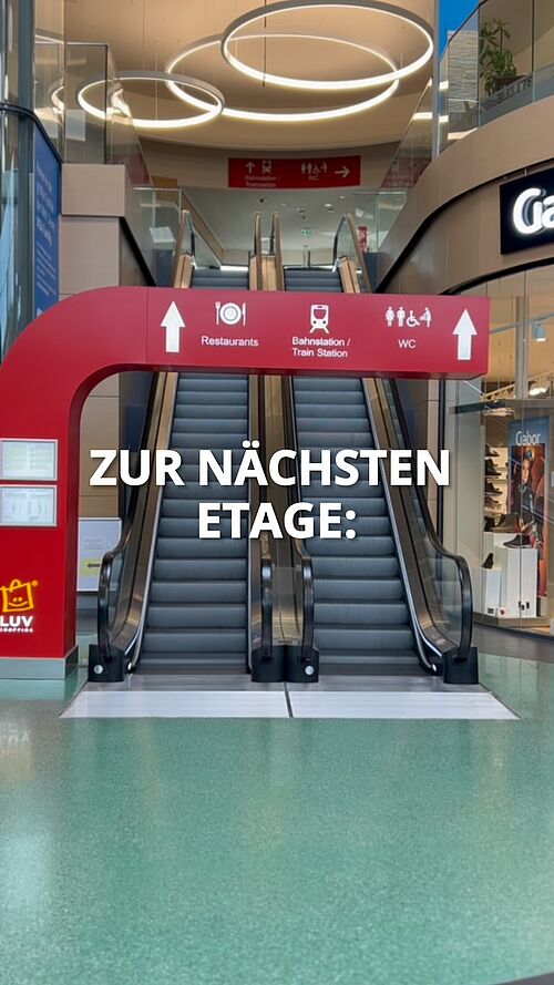 Mit Schwung zur nächsten Etage! 🛗✨Im 1. Stock wartet der volle Genuss auf dich:🍽️ Foodcourt für den kleinen & großen...